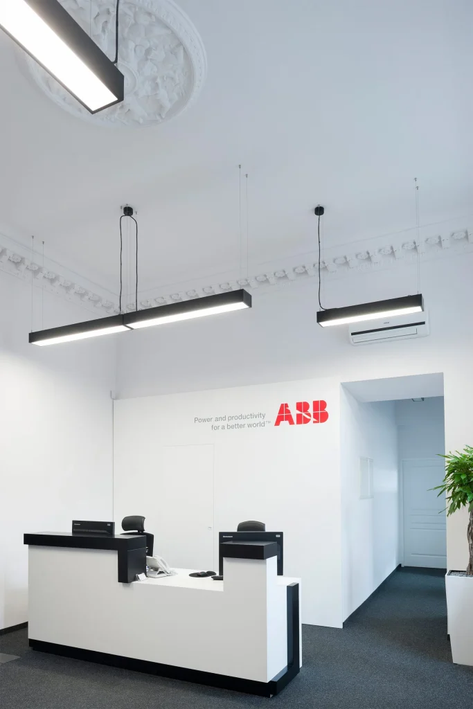 aranzacja-biur-ABB-palac-pugetow-grid-studio-projektowe-3-scaled
